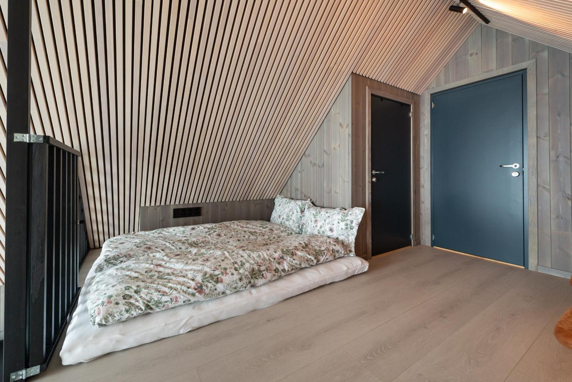Cornerview Apartment Henningsvaer Exterior photo